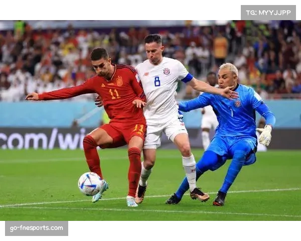 加维伪左边锋角色不适 背身拿球影响进攻发起